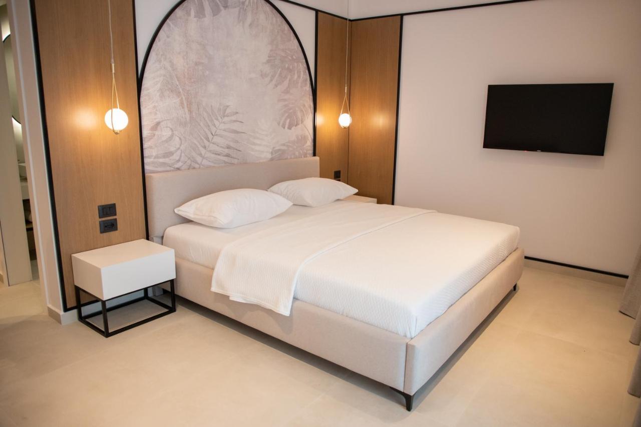 Colosseum 4* Ksamil