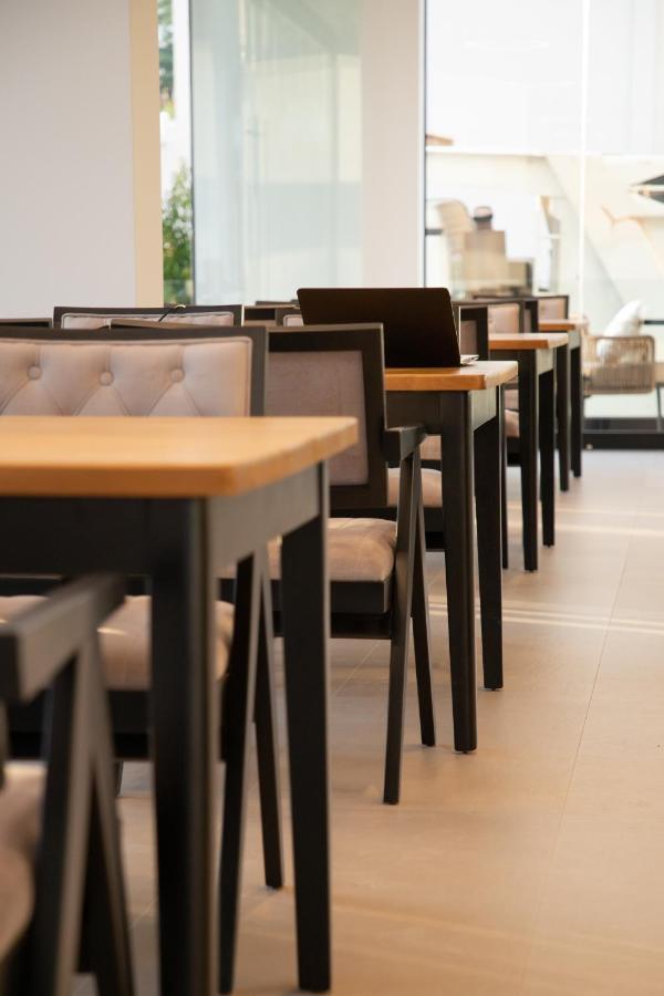 Colosseum Hotel 4*