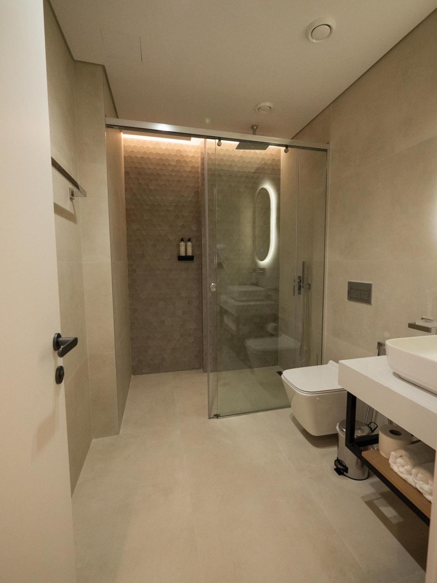 Colosseum Hotel Ksamil