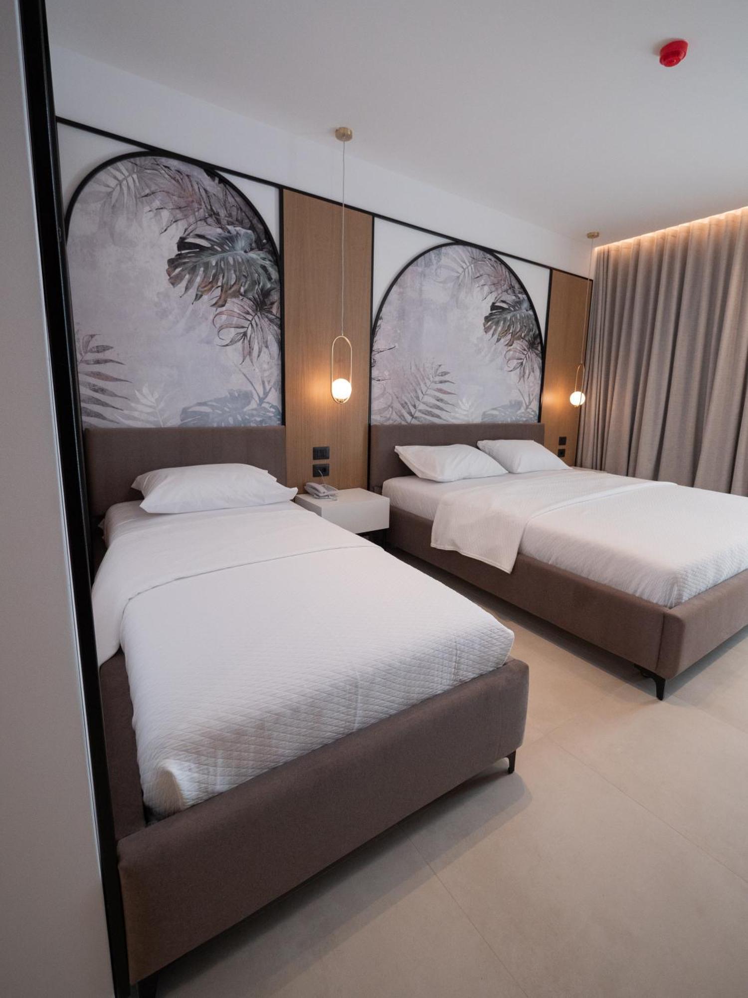 Hotel Colosseum Ksamil