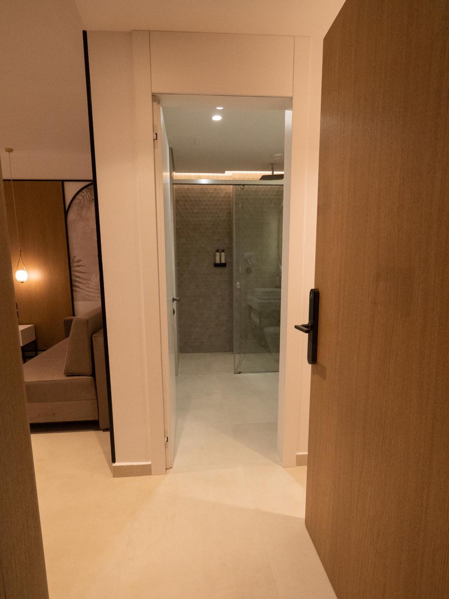 Colosseum 4* Ksamil